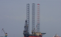Giàn khoan dầu Chernomorneftegaz ở ngoài khơi bán đảo Crimea. (Ảnh: Tass)