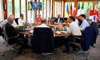Tổng thống Ukraine Volodymyz Zelensky có bài phát biểu trực tuyến trước các lãnh đạo G7 ngày 26/6. (Ảnh: CNN)