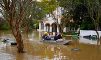 Mưa lớn gây lụt lội ở Úc hồi đầu tháng 7. (Ảnh: AP)