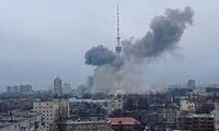 Hàng loạt vụ nổ vang lên ở thủ đô Kiev