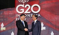 Tổng thống Indonesia đón Chủ tịch Trung Quốc Tập Cận Bình tại G20. (Ảnh: Reuters)