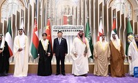 Ông Tập trong cuộc gặp các lãnh đạo GCC