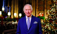 Vua Charles II trong video chúc mừng Giáng sinh 2022