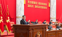 Ông Kim Jong Un khai mạc hội nghị toàn thể của đảng ngày 26/12. (Ảnh: KCNA)
