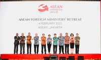 Các Bộ trưởng dự Hội nghị hẹp Bộ trưởng Ngoại giao ASEAN ngày 4/2. (Ảnh: Mofa)