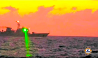 Tàu hải cảnh Trung Quốc bị tố chĩa laser quân sự vào tàu Philippines