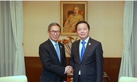 Phó Thủ tướng Trần Hồng Hà tiếp Bộ trưởng Bộ Năng lượng Philippines Raphael Perpetuo M. Lotilla. (Ảnh: VGP) 