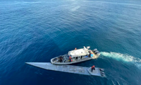 Con tàu nửa chìm chở ma tuý bị tàu của Hải quân Colombia chặn được