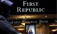 Trước một chi nhánh của ngân hàng First Republic. (Ảnh: Reuters)