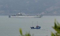 Một tàu chiến Trung Quốc tập trận gần nhóm đảo Mã Tổ mà Đài Bắc kiểm soát vào tháng 4 vừa qua. (Ảnh: Reuters)