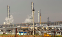 Nhà máy lọc dầu của Nga. (Ảnh: Reuters)