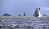 Các tàu chiến của Nga và Trung Quốc tập trận chung trên Biển Nhật Bản tháng 12/2022. (Ảnh: AP)