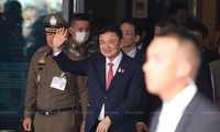Hình ảnh ông Thaksin khi về nước hôm 22/8. (Ảnh: Bangkok Post)