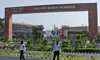 Tên Bharat trên cổng dẫn vào khu diễn ra hội nghị thượng đỉnh G20 sắp tới. (Ảnh: Reuters)