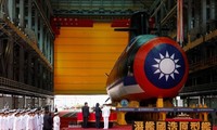 Lễ ra mắt chiếc tàu ngầm nội địa đầu tiên của Đài Loan ngày 28/9. (Ảnh: Reuters)