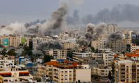 Cảnh tượng ở Gaza khi bị Israel tấn công đáp trả ngày 9/10. (Ảnh: Reuters)