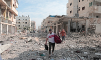 Dải Gaza tan hoang sau các cuộc không kích của Israel. (Ảnh: Getty)