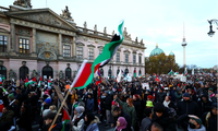 Cuộc biểu tình ở Berlin ngày 4/11 để phản đối hành động ném bom vào Dải Gaza. (Ảnh: Reuters)