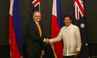 Tổng thống Philippines Ferdinand Marcos Jr và Thủ tướng Úc Anthony Albanese trong cuộc gặp tại Manila ngày 8/9. (Ảnh: Reuters)