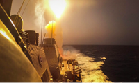 Mỹ lần đầu đánh chìm tàu của Houthi ở Biển Đỏ