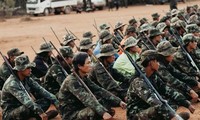 Các thành viên lực lượng nổi dậy ở Myanmar. (Ảnh: Al Jazeera)