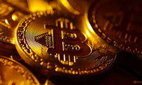 Giá bitcoin tăng 0,77% sau quyết định mang tính bước ngoặt đối với các ETF. (Đồ hoạ: Reuters) 