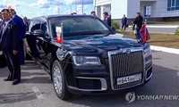 Chiếc xe limousine Aurus Senat mà Tổng thống Nga Vladimir Putin và Chủ tịch Triều Tiên Kim Jong Un sử dụng khi họ gặp nhau tại Vostochny Cosmodrome ngày 13/9/2023. (Ảnh: Yonhap)