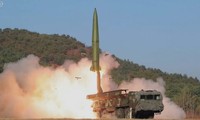 Tên lửa Hwasong-11 của Triều Tiên trong một vụ bắn thử. (Ảnh: KCNA)