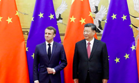 Chủ tịch Trung Quốc Tập Cận Bình và Tổng thống Pháp Emmanuel Macron trong cuộc gặp năm 2019. (Ảnh: Reuters)