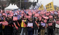 Một cuộc biểu tình của các bác sĩ Hàn Quốc tại Seoul ngày 3/3. (Ảnh: AP)