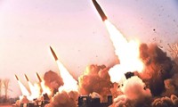 Hàn Quốc nói Triều Tiên phóng hàng loạt tên lửa để thể hiện với khách hàng
