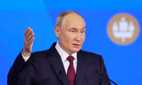 Tổng thống Putin phát biểu tại Diễn đàn Kinh tế St Petersburg. (Ảnh: Reuters)