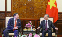 Chủ tịch nước Tô Lâm tiếp Đại sứ Mỹ Marc Knapper. (Ảnh: TTXVN)