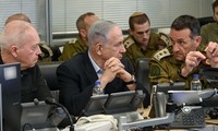 Thủ tướng Israel Benjamin Netanyahu họp với các tướng lĩnh tại Tel Aviv ngày 20/7. (Ảnh: Times of Israel)