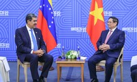 Thủ tướng Phạm Minh Chính trong cuộc hội kiến Tổng thống Venezuela Nicolas Maduro. (Ảnh: VGP)