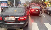 Cảnh sát bóc gỡ đường dây làm giả giấy tờ từ vụ hai xe Mercedes trùng biển số