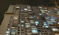 2 căn hộ cao tầng chung cư bốc cháy ngùn ngụt trong đêm