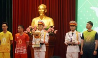 Khởi tranh Giải bóng đá 7 người tuổi trẻ công an Thủ đô