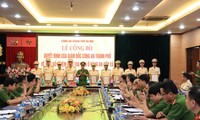 Hà Nội: Công bố quyết định bổ nhiệm chức danh tố tụng cho 332 lãnh đạo công an cấp xã 