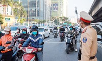 CSGT Hà Nội tăng cường lực lượng đảm bảo giao thông thông suốt những ngày cuối năm