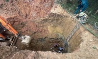 Hà Nội: Hai anh em trai bị đất đá vùi lấp khi đào giếng thuê