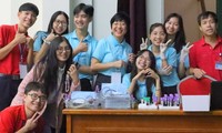 Đại học Quốc gia Hà Nội tổ chức Ngày hội hiến máu tình nguyện &apos;Sắc hồng hy vọng&apos; 