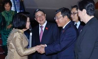 Chủ tịch Quốc hội Vương quốc Campuchia đến Hà Nội, bắt đầu thăm Việt Nam