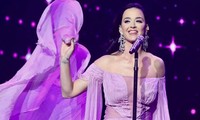Katy Perry hát 3 bản hit 3,9 tỷ view ở nhà hát Hồ Gươm, Hà Nội