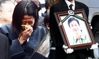 Vợ con khóc nghẹn, suy sụp trong lễ tang Lee Sun Kyun