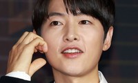 Song Joong Ki bị mỉa mai