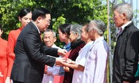 Chủ tịch Quốc hội dự lễ công bố xã đạt chuẩn nông thôn mới nâng cao ở Nghệ An