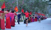 Hơn 800 vận động viên tham gia giải chạy Marathon ở huyện biên giới xứ Nghệ