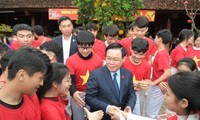 Video toàn cảnh Lễ khởi động Tháng Thanh niên và Tết trồng cây tại Nghệ An