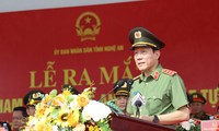 Bộ trưởng Bộ Công an dự Lễ ra mắt Lực lượng bảo vệ an ninh trật tự cơ sở tỉnh Nghệ An